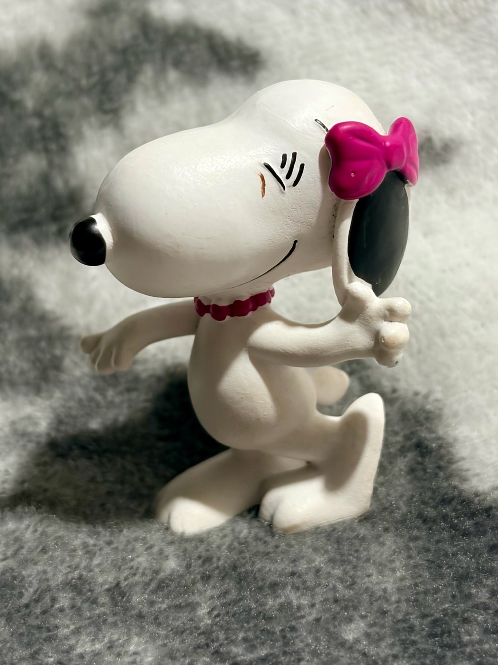 Snoopy Pink-Accent Dog Figurine - Classic Peanuts Character